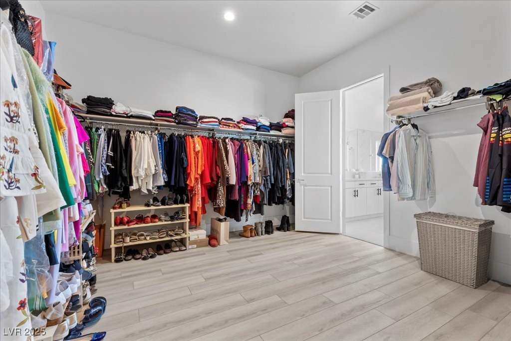 Las Vegas, Nevada, 89135, United States, 5 Bedrooms Bedrooms, ,6 BathroomsBathrooms,Residential,For Sale,1987610