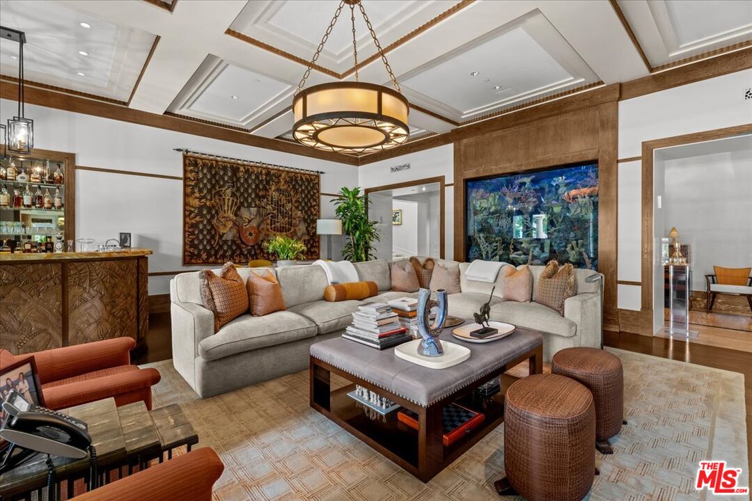 Beverly Hills, California, 90210, United States, 7 Bedrooms Bedrooms, ,15 BathroomsBathrooms,Residential,For Sale,1877085