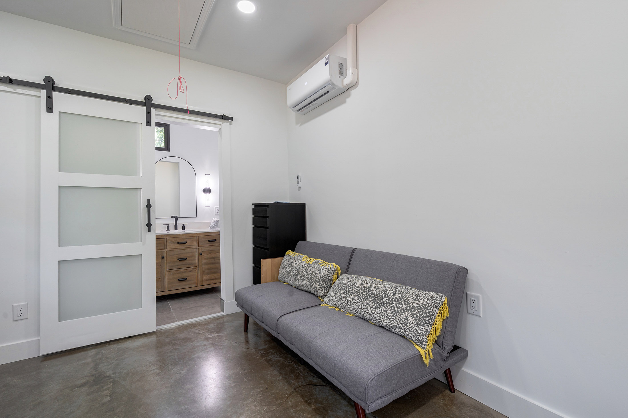  Fully Renovated Estate Blends Luxury, Flexibility & Resort-Style Living - 物件實景