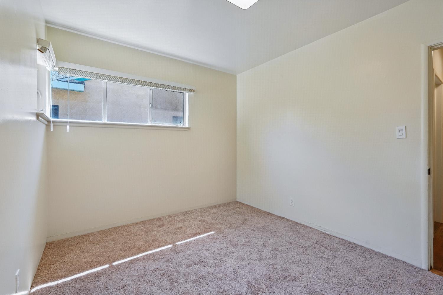 Sacramento, California, 95820, United States, 3 Bedrooms Bedrooms, ,2 BathroomsBathrooms,Residential,For Sale,1940182