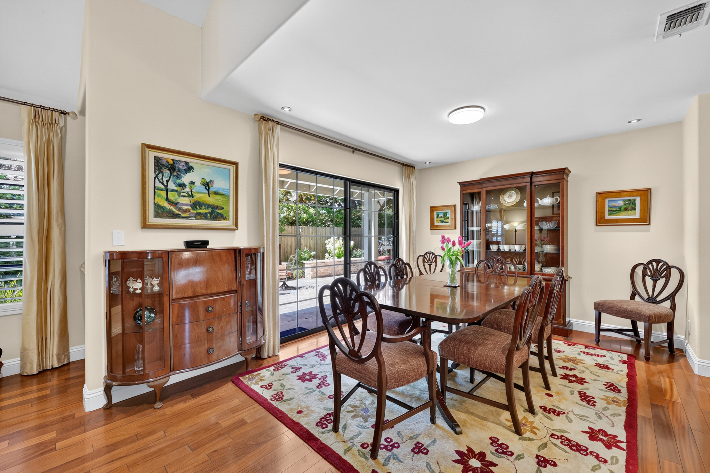 1073 Harrington Way, Carmichael, CA 95608 - 物件實景