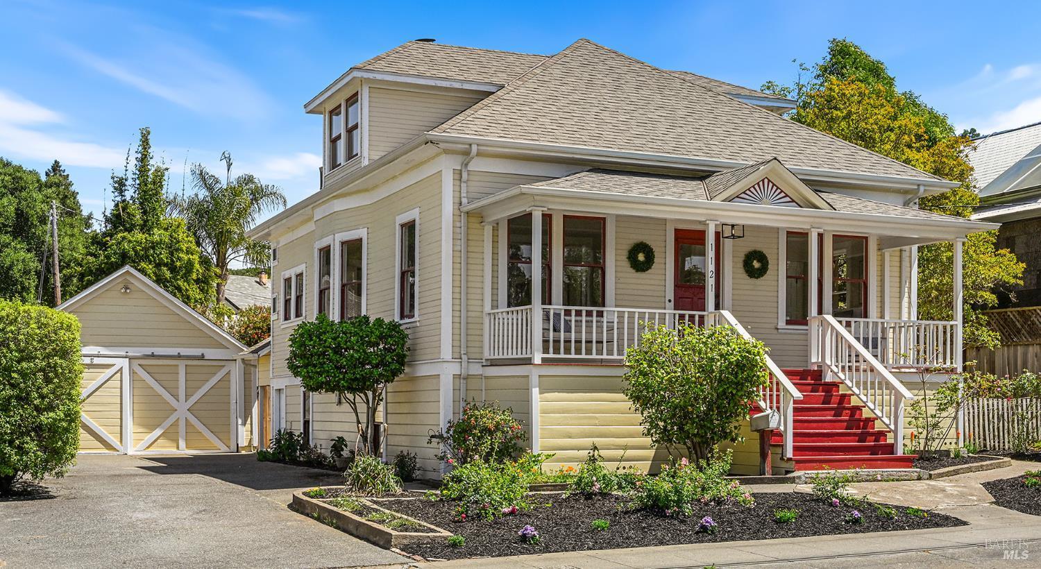 Petaluma, California, 94952, United States, 4 Bedrooms Bedrooms, ,2 BathroomsBathrooms,Residential,For Sale,2048803