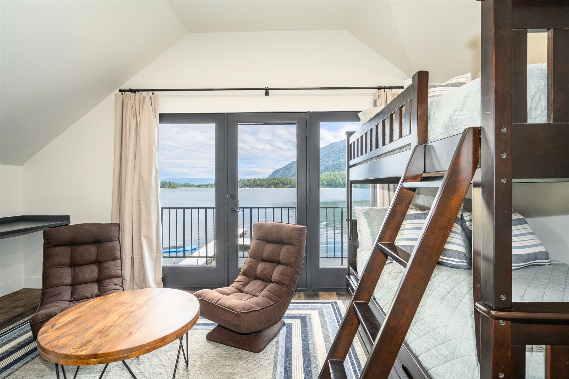  223 Lake Blaine Drive - 物件實景