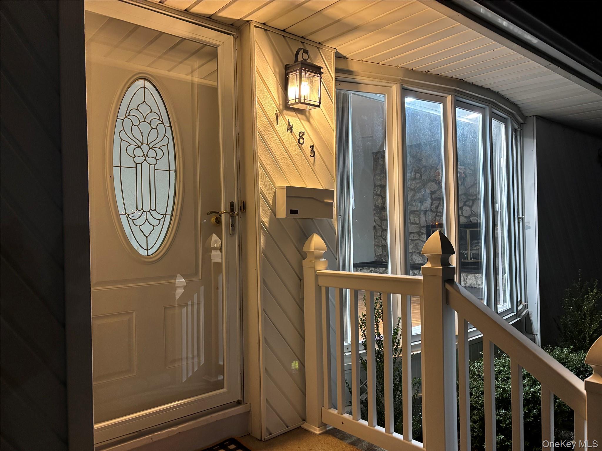 West Babylon, New York, 11704, United States, 3 Bedrooms Bedrooms, ,2 BathroomsBathrooms,Residential,For Sale,1988750