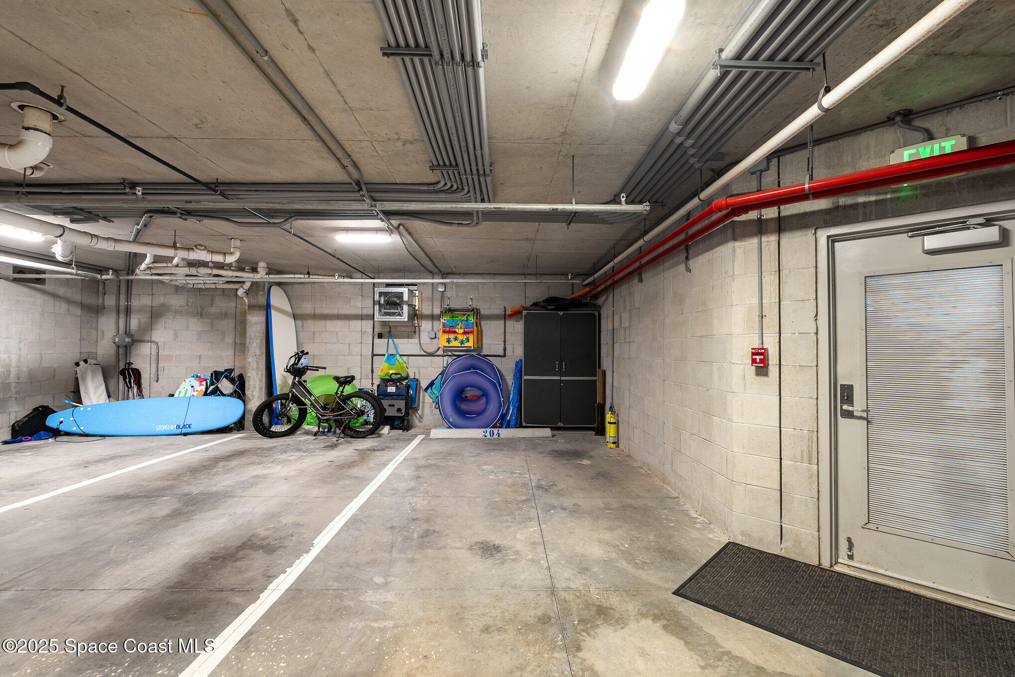 Cocoa Beach, Florida, 32931, United States, 2 Bedrooms Bedrooms, ,2 BathroomsBathrooms,Residential,For Sale,1975351