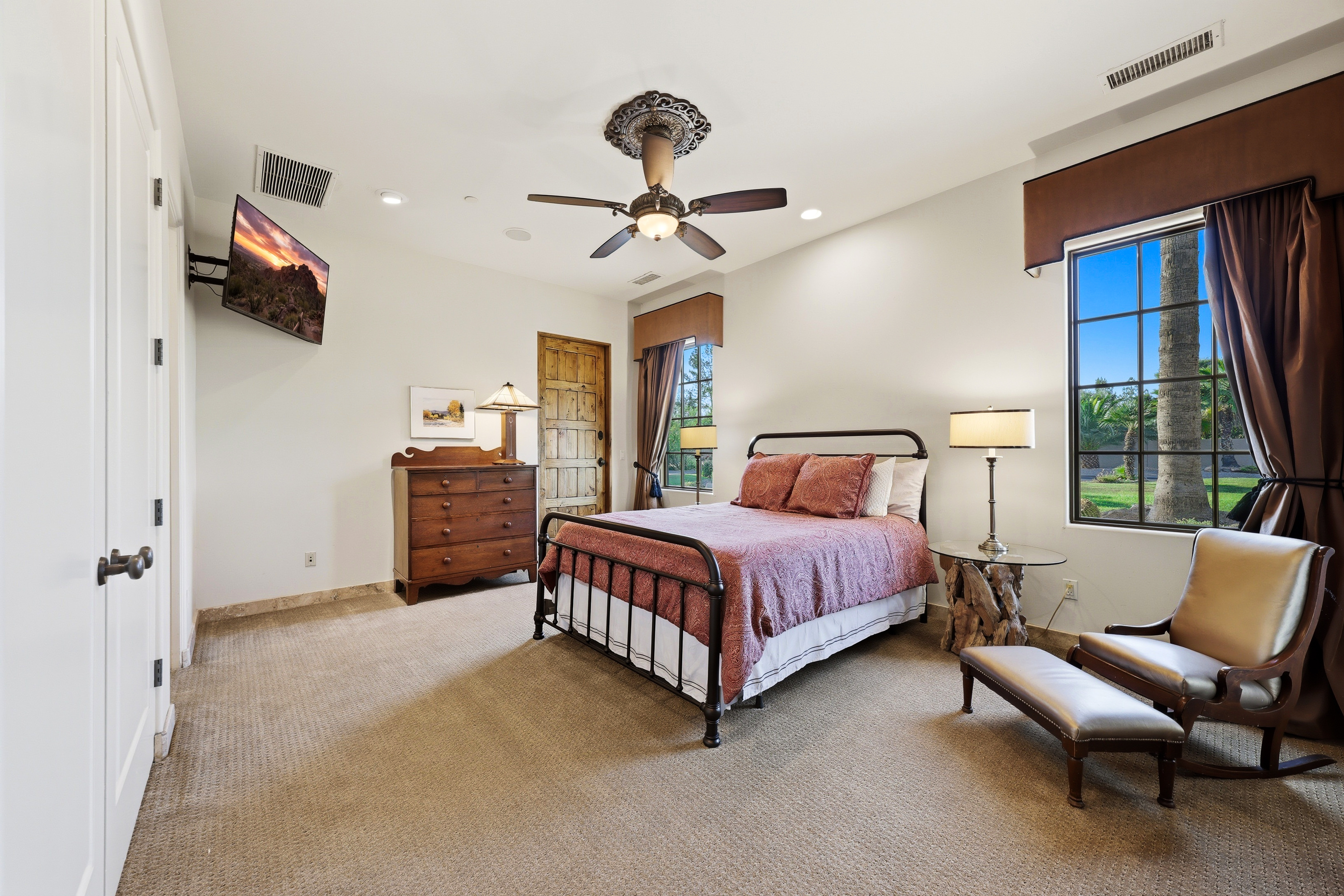  7035 E Berneil Drive  Paradise Valley, AZ - 物件實景
