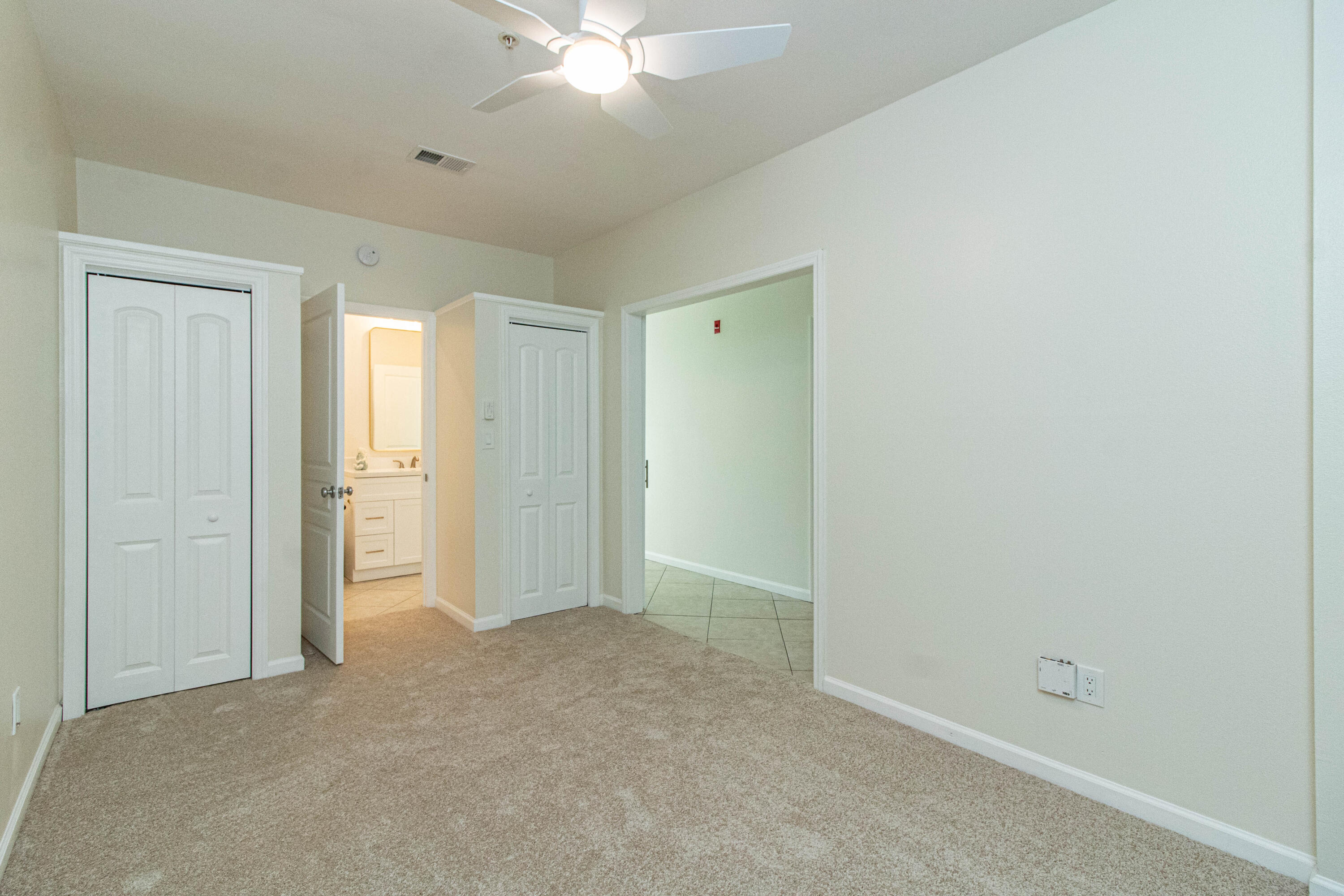 212 Harbor Boulevard Unit 102, Destin, Florida, 32541, United States, 2 Bedrooms Bedrooms, ,2 BathroomsBathrooms,Residential,For Sale,212 Harbor Boulevard Unit 102,1658539