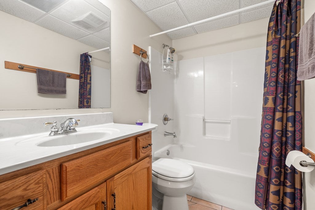 Morganton, Georgia, 30560, United States, 3 Bedrooms Bedrooms, ,3 BathroomsBathrooms,Residential,For Sale,1903694