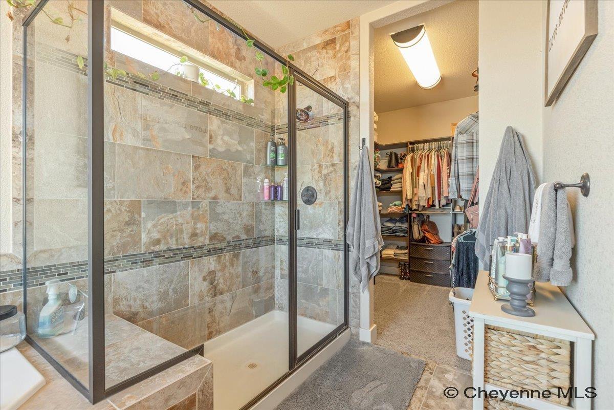 Cheyenne, Wyoming, 82009, United States, 5 Bedrooms Bedrooms, ,3 BathroomsBathrooms,Residential,For Sale,1993587