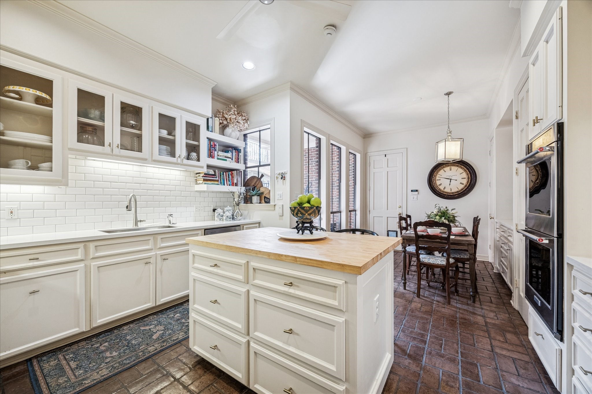  4832 Post Oak Timber Drive - 物件實景