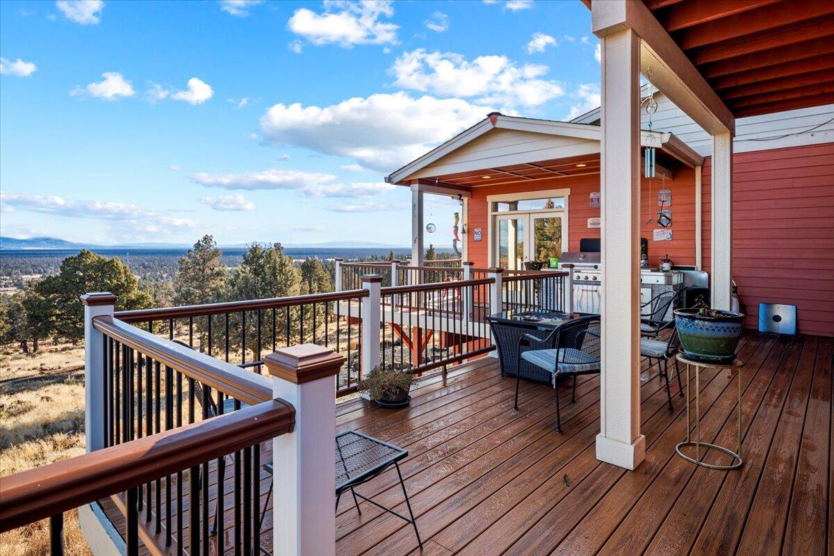 Bend, Oregon, 97703, United States, 3 Bedrooms Bedrooms, ,2 BathroomsBathrooms,Residential,For Sale,2005740