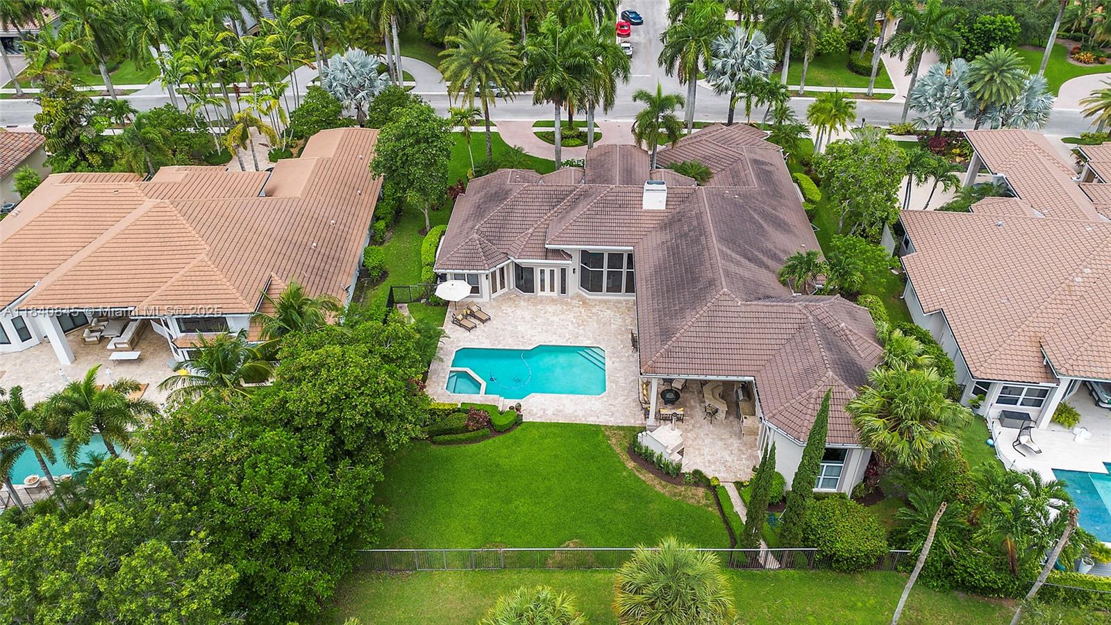Weston, Florida, 33332, United States, 5 Bedrooms Bedrooms, ,6 BathroomsBathrooms,Residential,For Sale,1896752