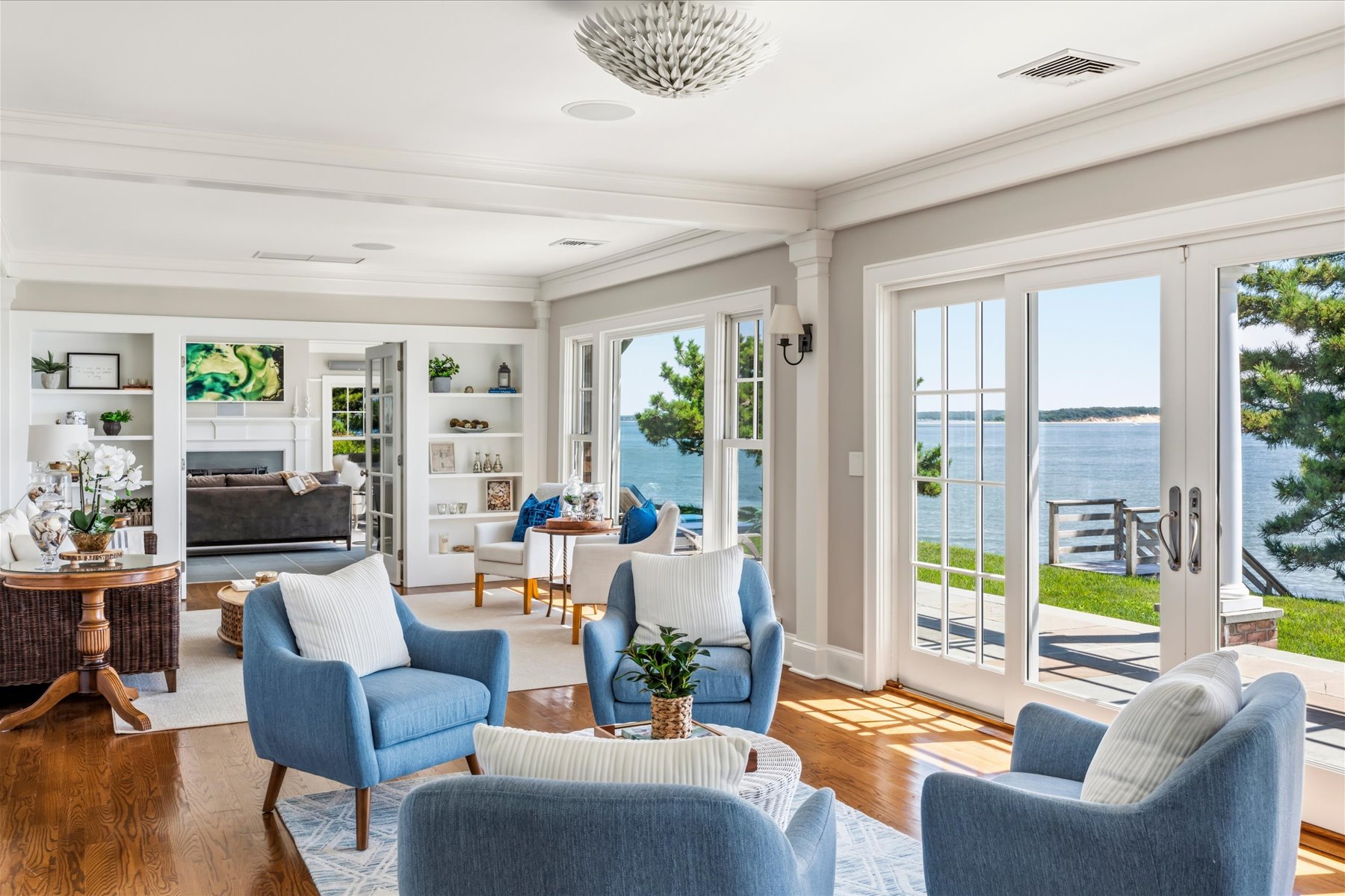  920 Cedar Point Drive E, Southold, NY, 11971 - 物件實景