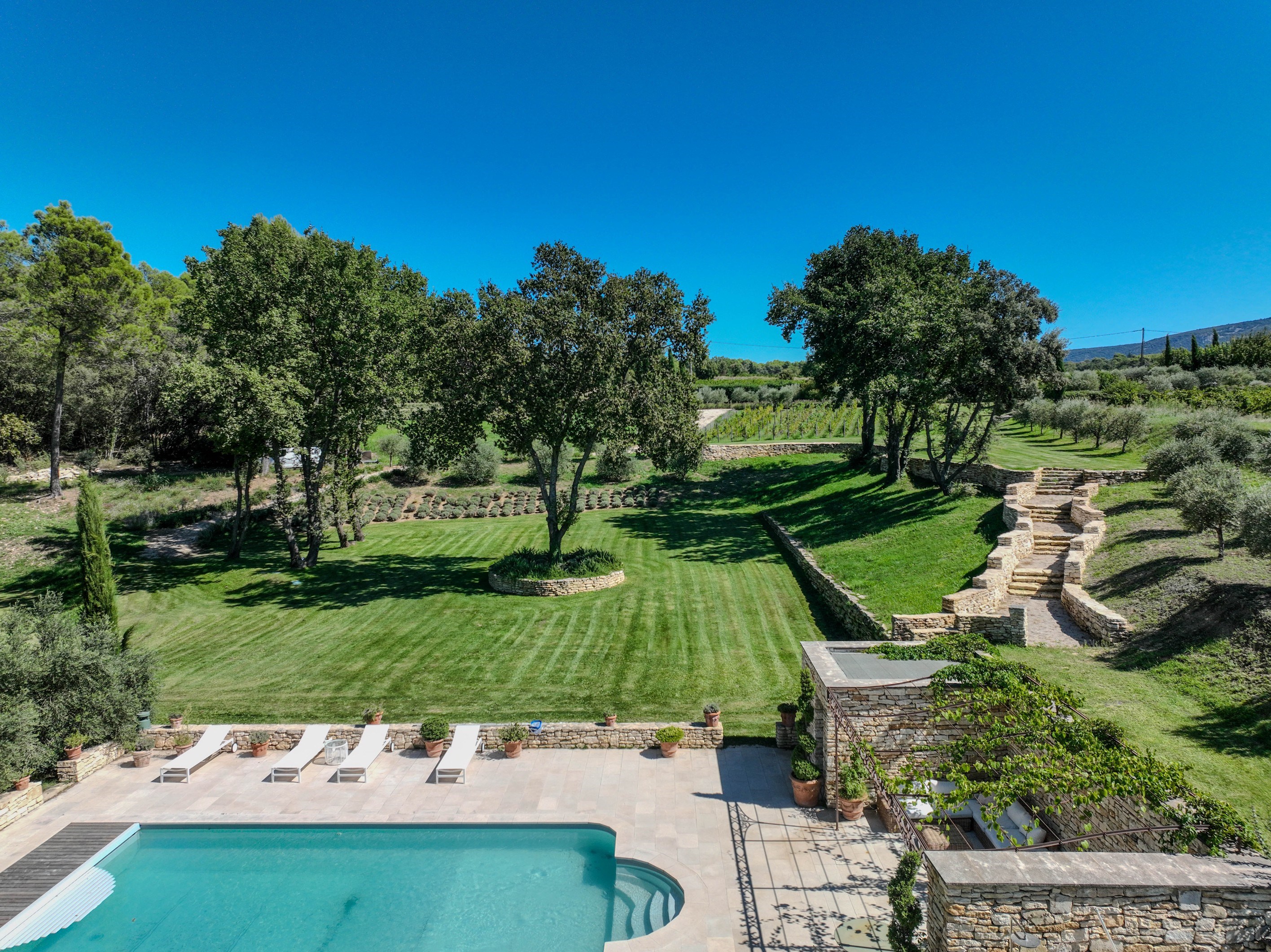  An Exceptional Estate with Timeless Charm - 物件實景