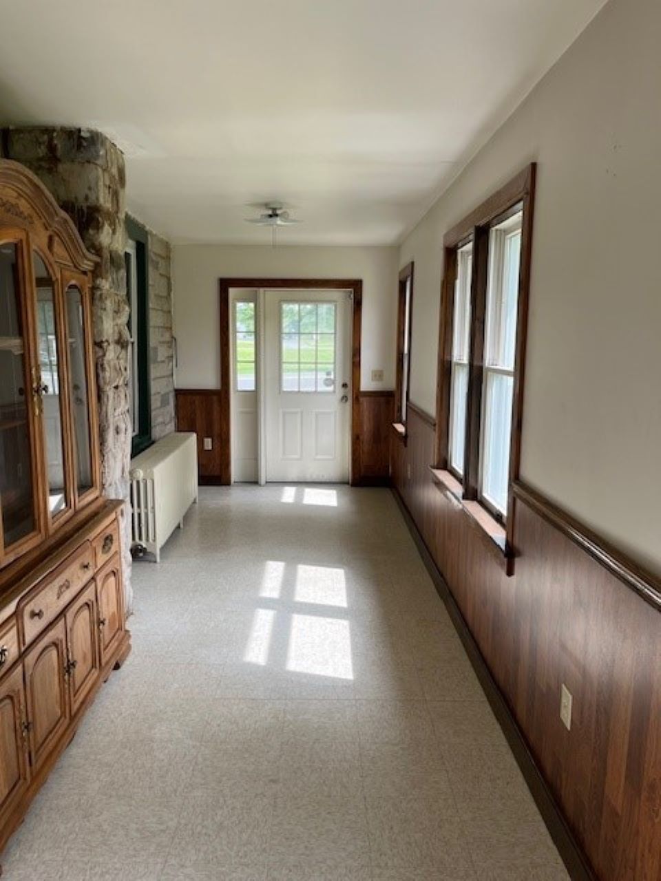 Lenhartsville, Pennsylvania, 19534, United States, 3 Bedrooms Bedrooms, ,2 BathroomsBathrooms,Residential,For Sale,1978462