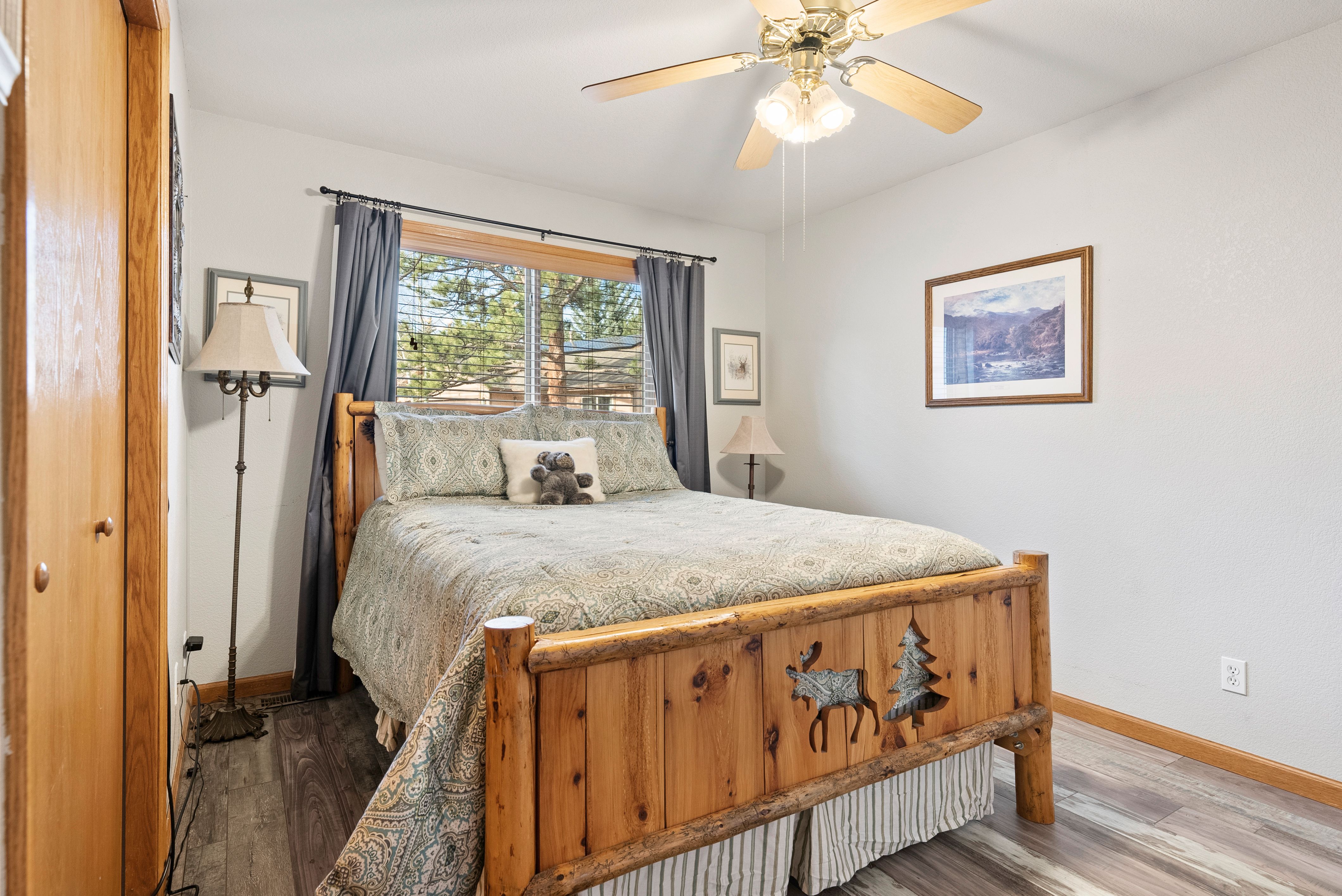 Beautifully Remodeled Home Tucked Away on Quiet Cul-De-Sac - 物件實景