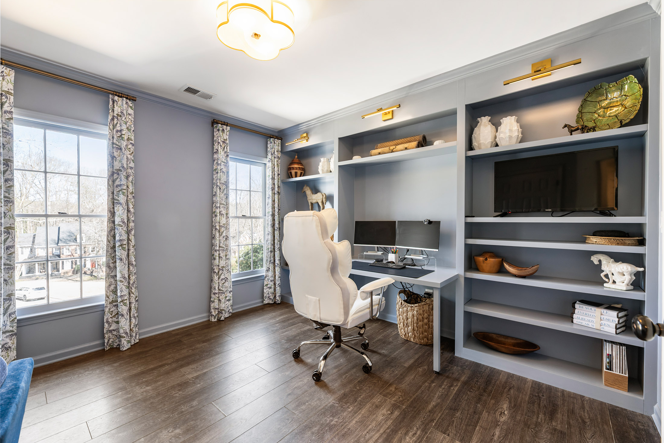  Charming Home Offers the Perfect Blend of Charm, Function, and Location - 物件實景