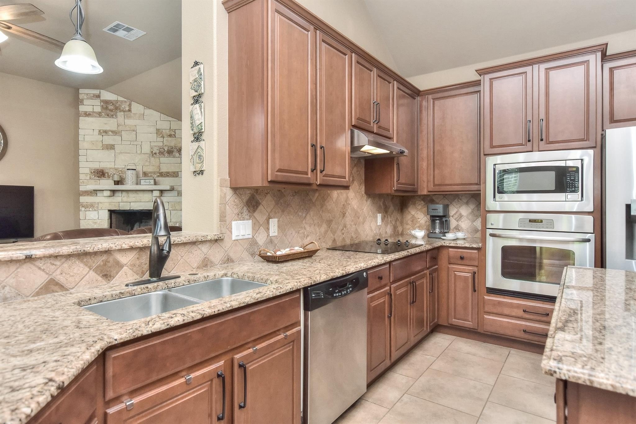 Georgetown, Texas, 78628, United States, 4 Bedrooms Bedrooms, ,3 BathroomsBathrooms,Residential,For Sale,1980870