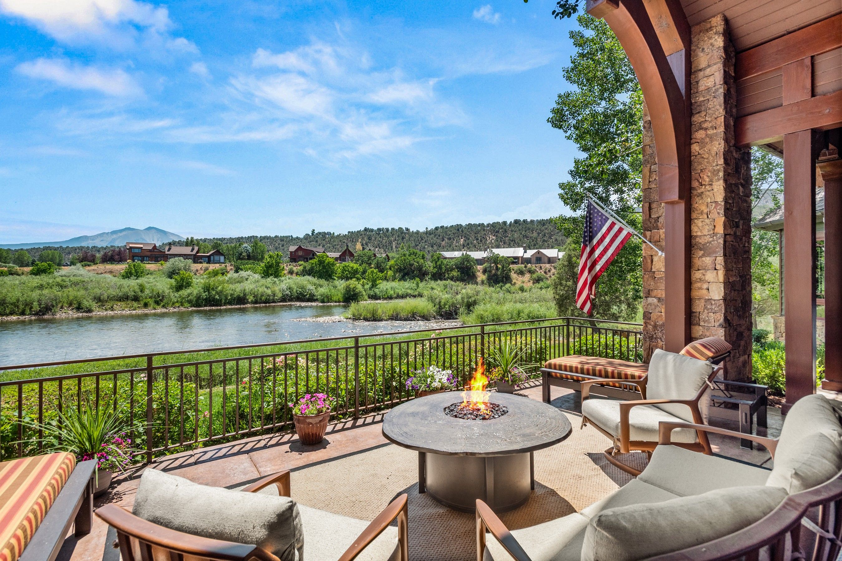  Introducing Aspen Glen