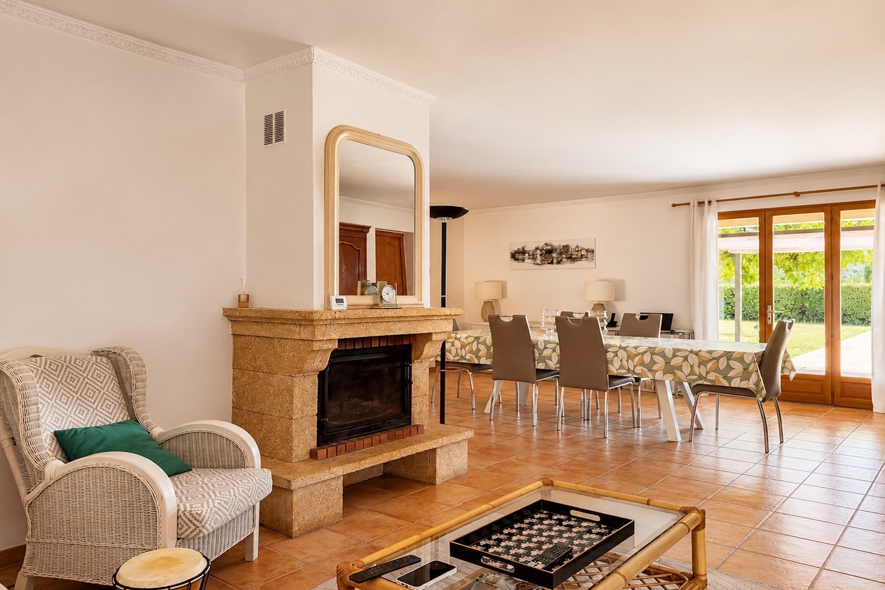  Exceptional Provençal Property – 128 m² – Cévennes Views – 7 km from Uzès - 物件實景