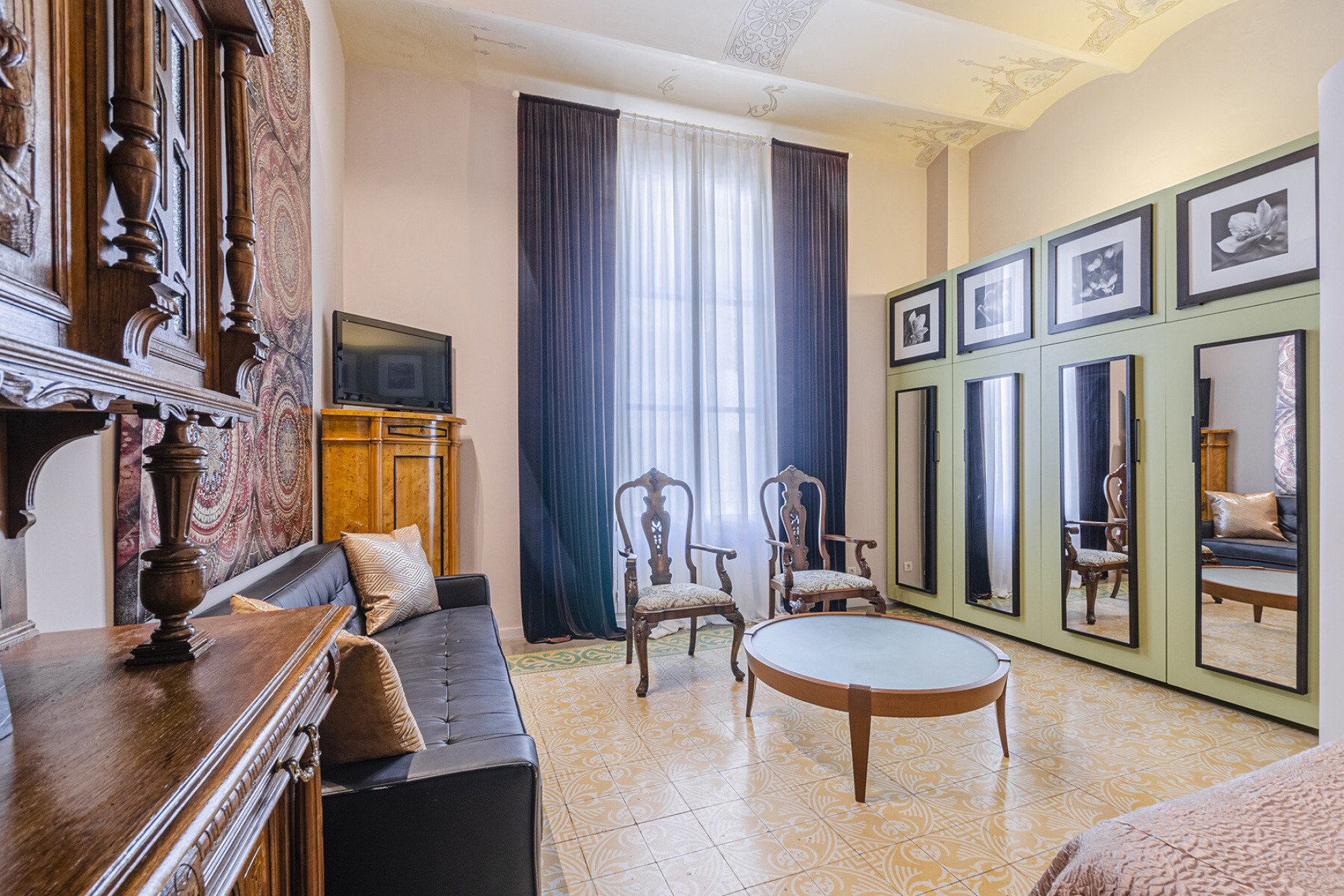  Modernist mansion designed by Domenech i Muntaner a few steps from the sea. - 物件實景