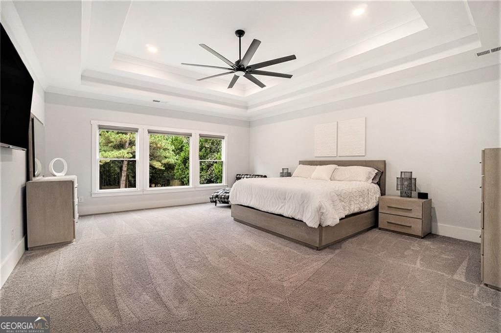 Alpharetta, Georgia, 30009, United States, 5 Bedrooms Bedrooms, ,4 BathroomsBathrooms,Residential,For Sale,1899249