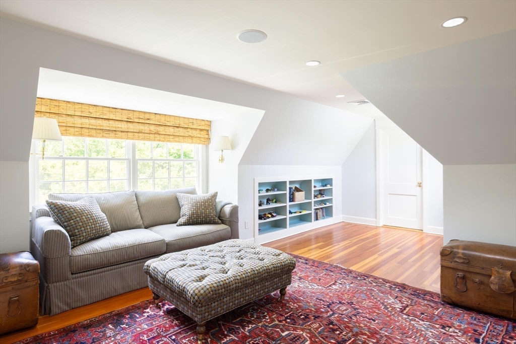 Brookline, Massachusetts, 02445, United States, 6 Bedrooms Bedrooms, ,8 BathroomsBathrooms,Residential,For Sale,1839971