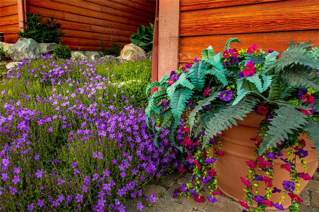 Polson, Montana, 59860, United States, 3 Bedrooms Bedrooms, ,2 BathroomsBathrooms,Residential,For Sale,1983270