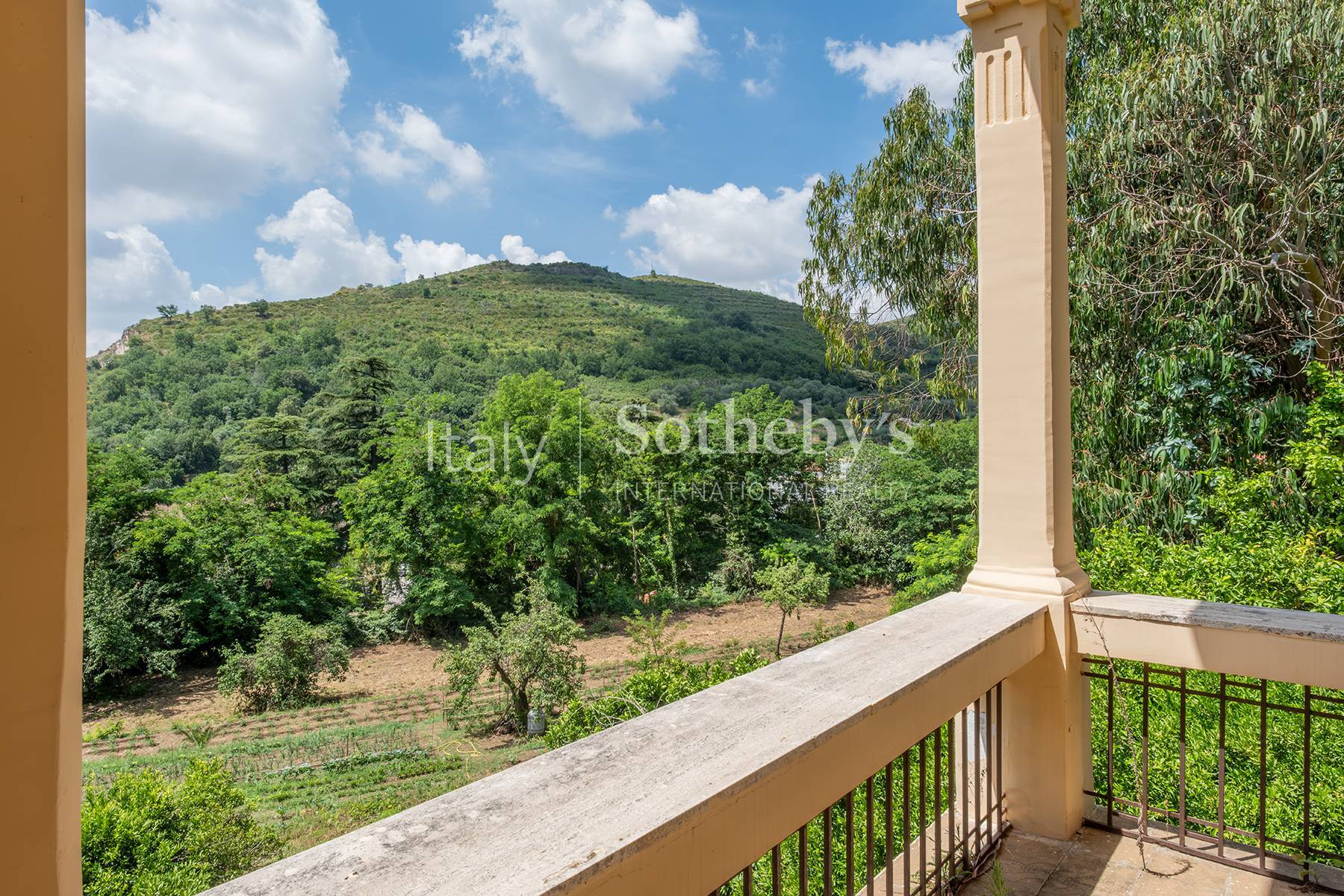  Elegant Liberty villa at Belvedere di San Leucio - 物件實景