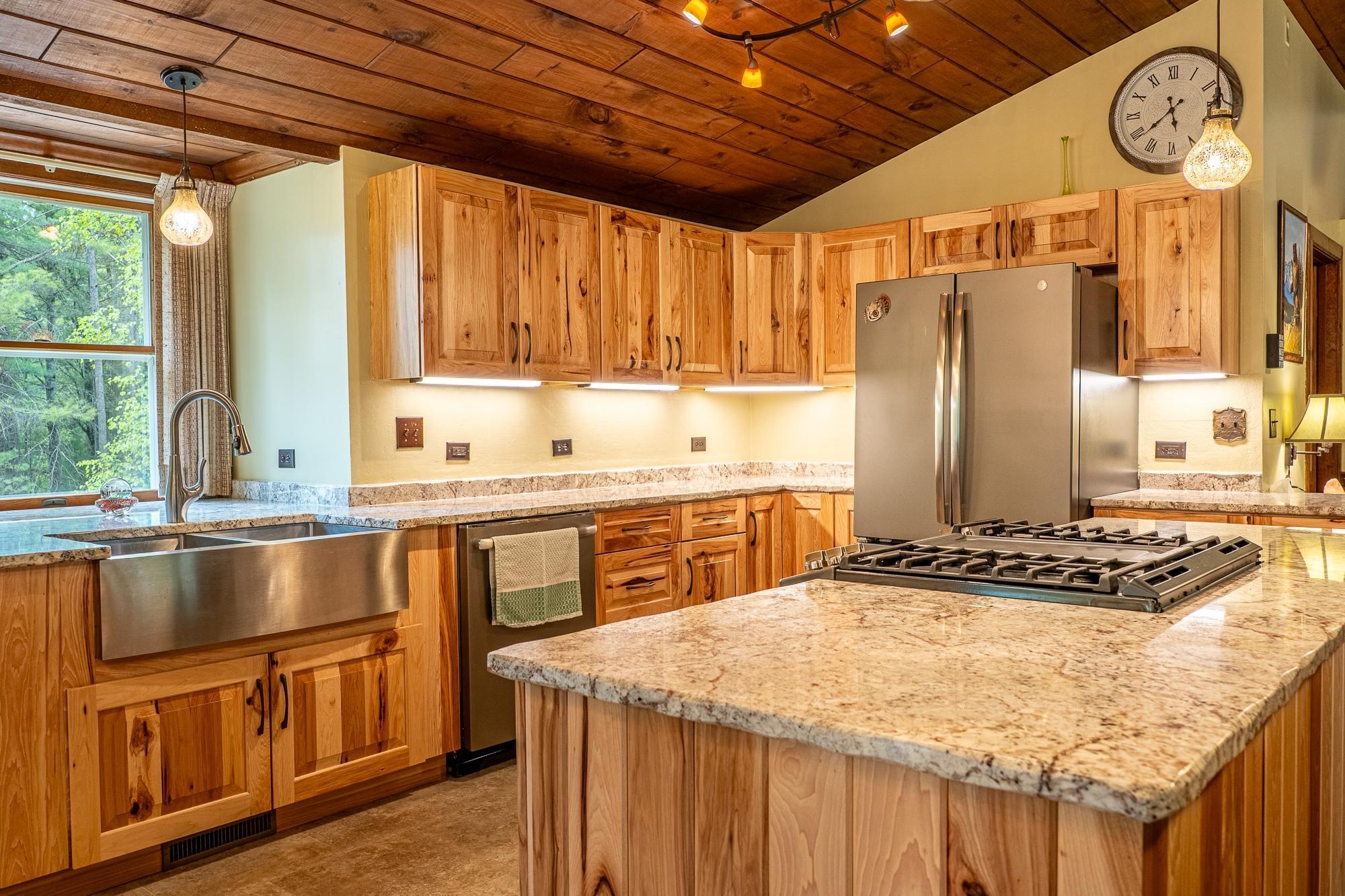Sugar Camp, Wisconsin, 54501, United States, 2 Bedrooms Bedrooms, ,2 BathroomsBathrooms,Residential,For Sale,1842398