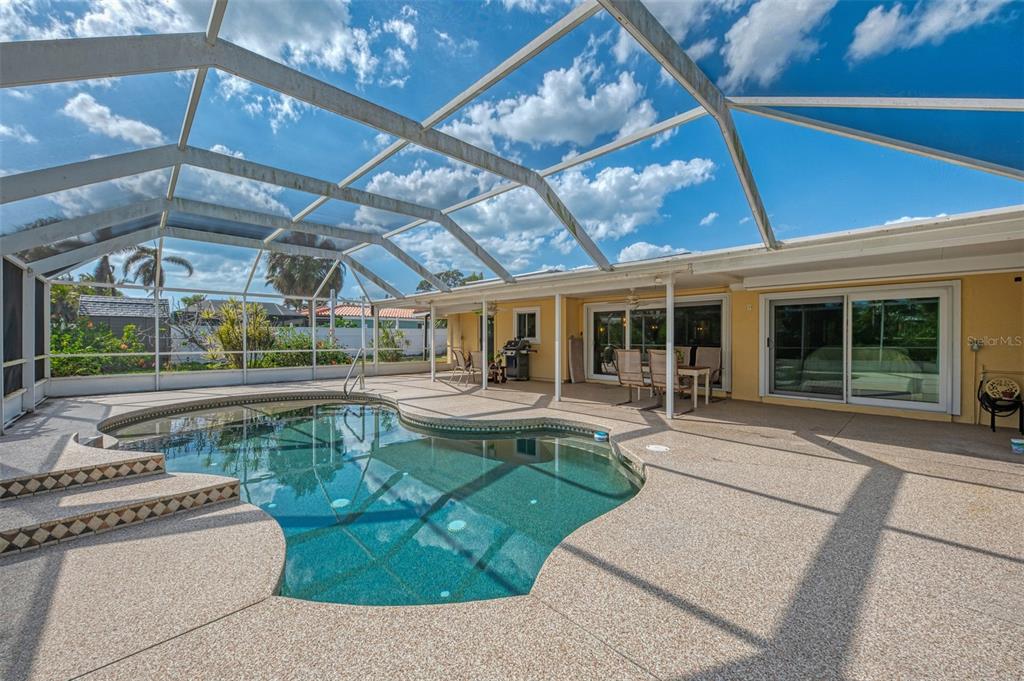 Nokomis, Florida, 34275, United States, 2 Bedrooms Bedrooms, ,2 BathroomsBathrooms,Residential,For Sale,1760306