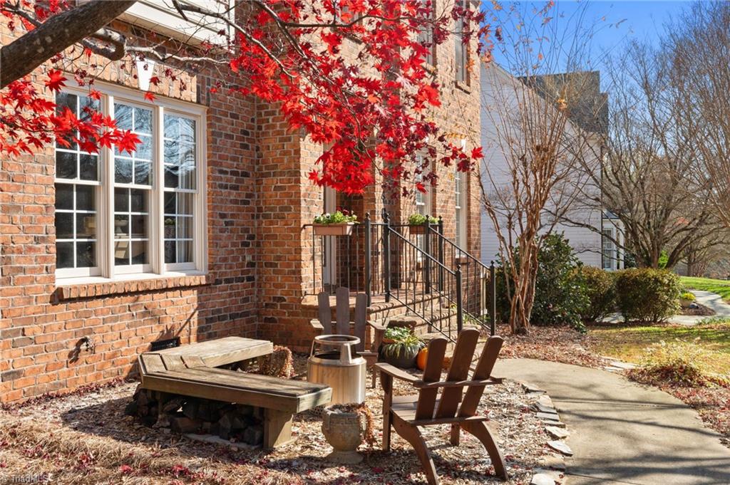 Winston-Salem, North Carolina, 27106, United States, 4 Bedrooms Bedrooms, ,3 BathroomsBathrooms,Residential,For Sale,1998396