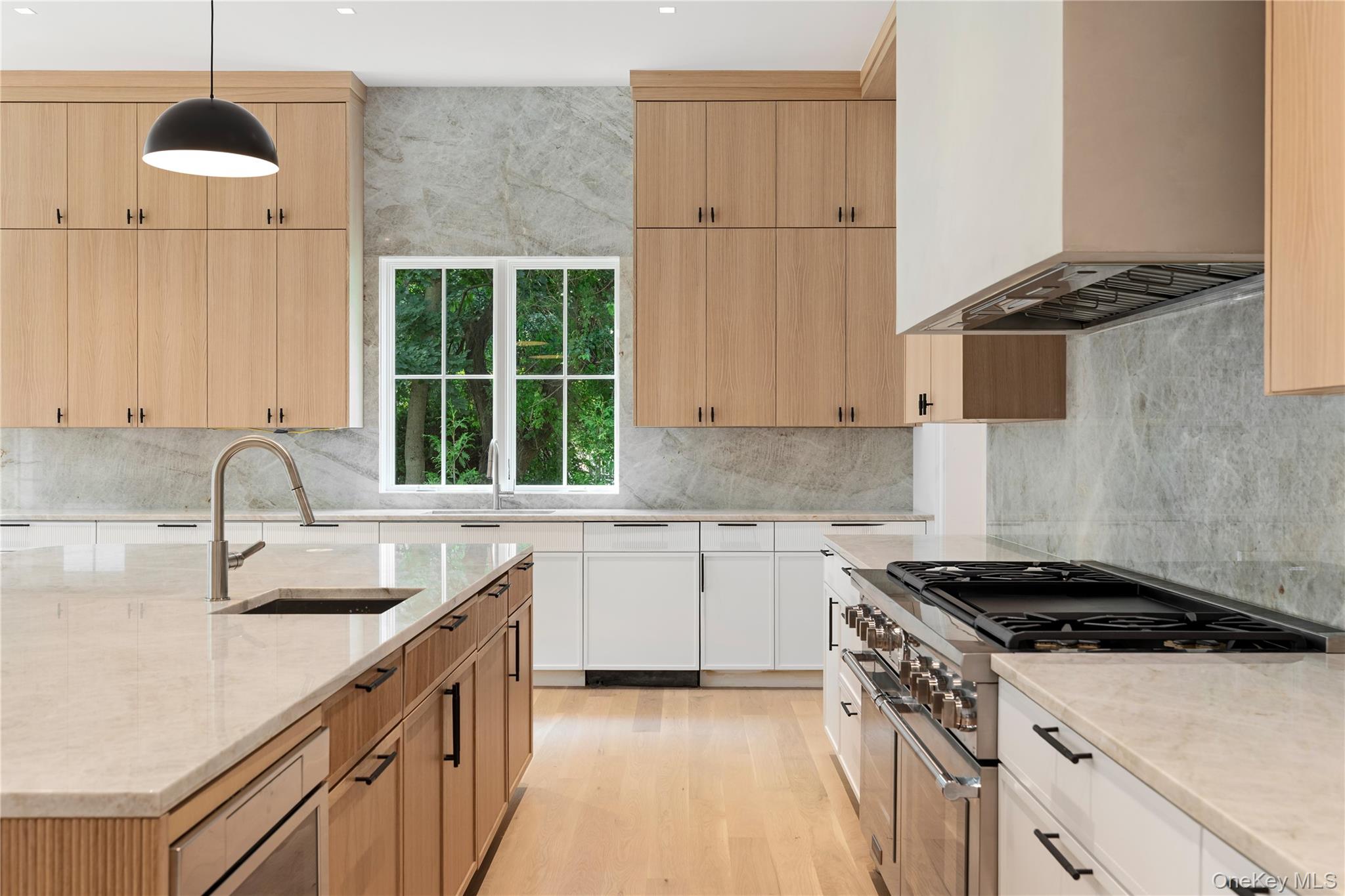  110 Dogwood Avenue, Roslyn Harbor, NY, 11576 - 物件實景