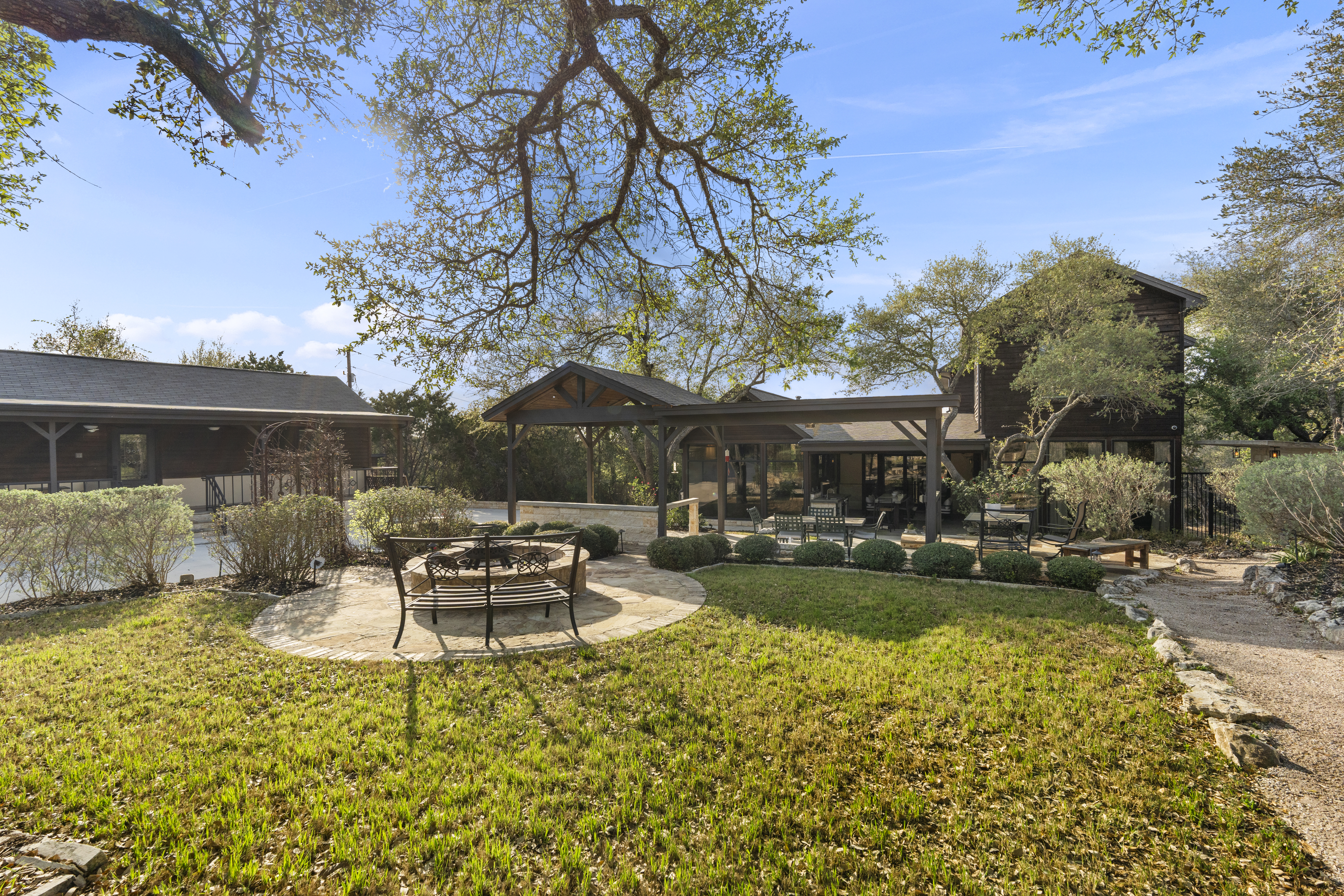  Spring Branch Luxury on 2.3 Acres - 物件實景