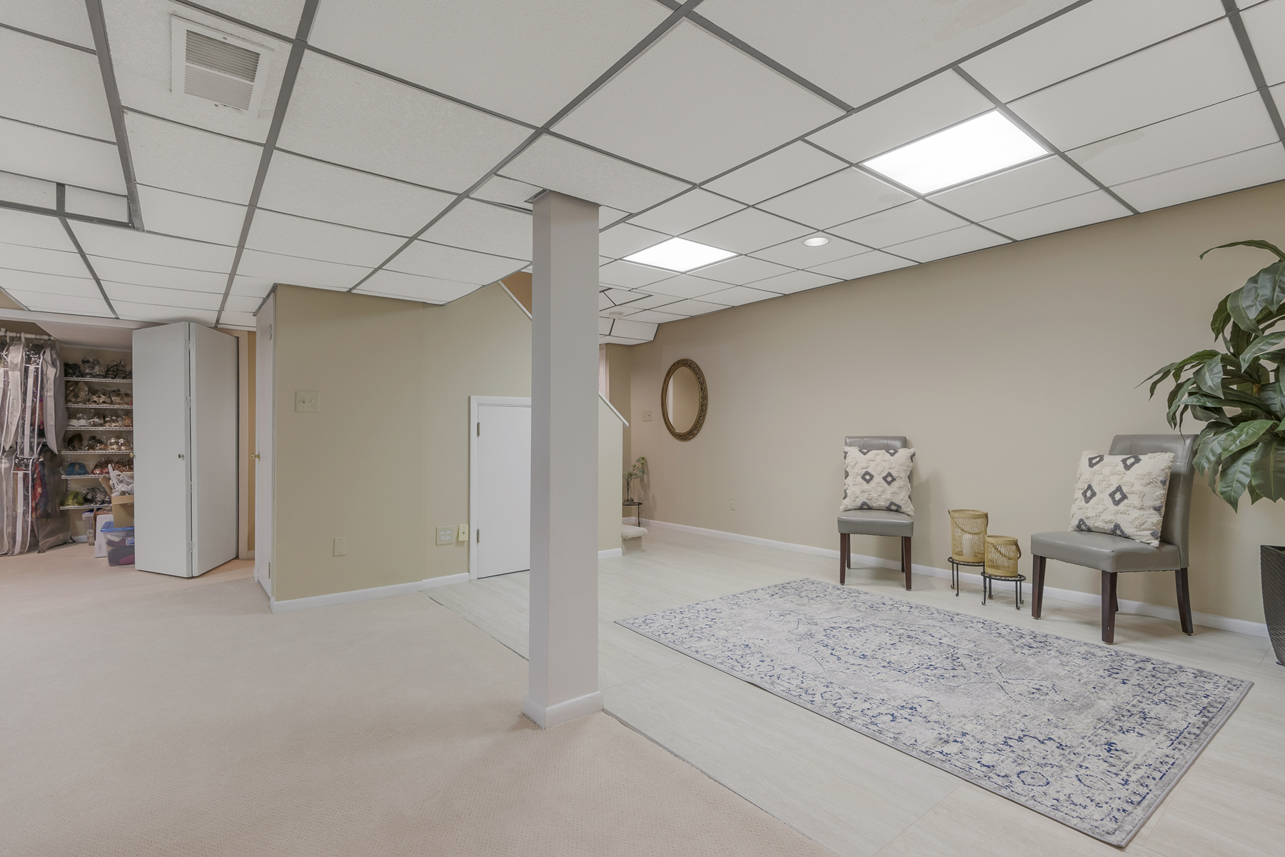  ?Spring Ridge? Well Maintained and Updated Half Duplex - 物件實景