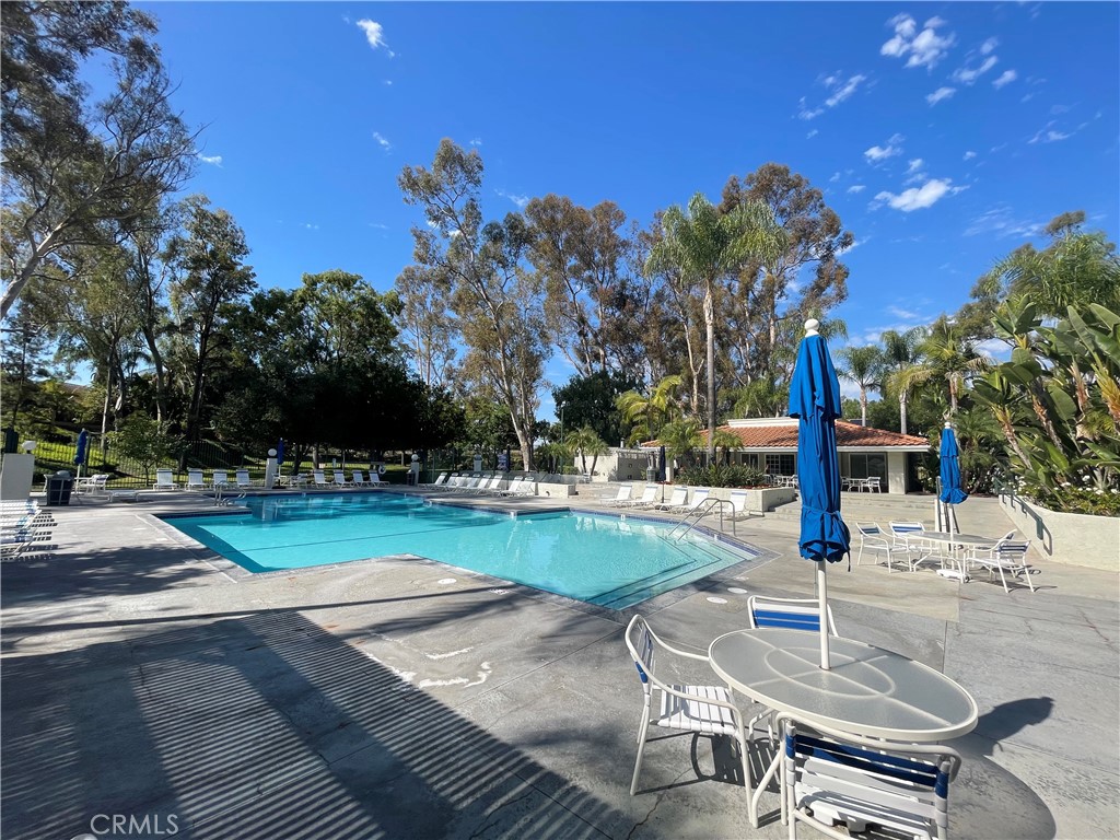 Lake Forest, California, 92630, United States, 4 Bedrooms Bedrooms, ,3 BathroomsBathrooms,Residential,For Sale,1987974