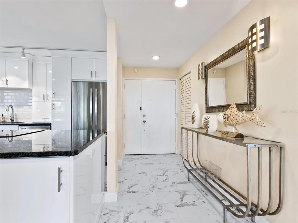 Sarasota, Florida, 34236, United States, 2 Bedrooms Bedrooms, ,2 BathroomsBathrooms,Residential,For Sale,1839874