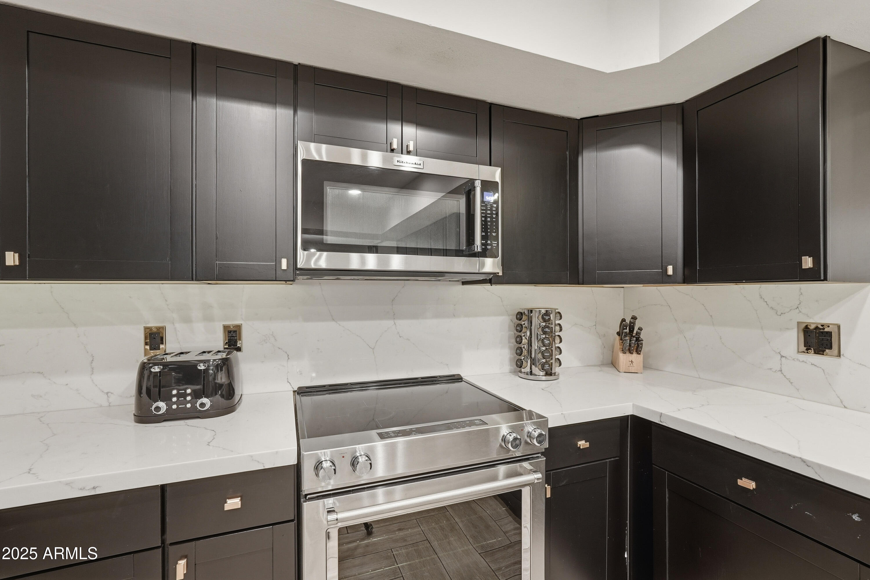 Scottsdale, Arizona, 85251, United States, 4 Bedrooms Bedrooms, ,2 BathroomsBathrooms,Residential,For Sale,2001861