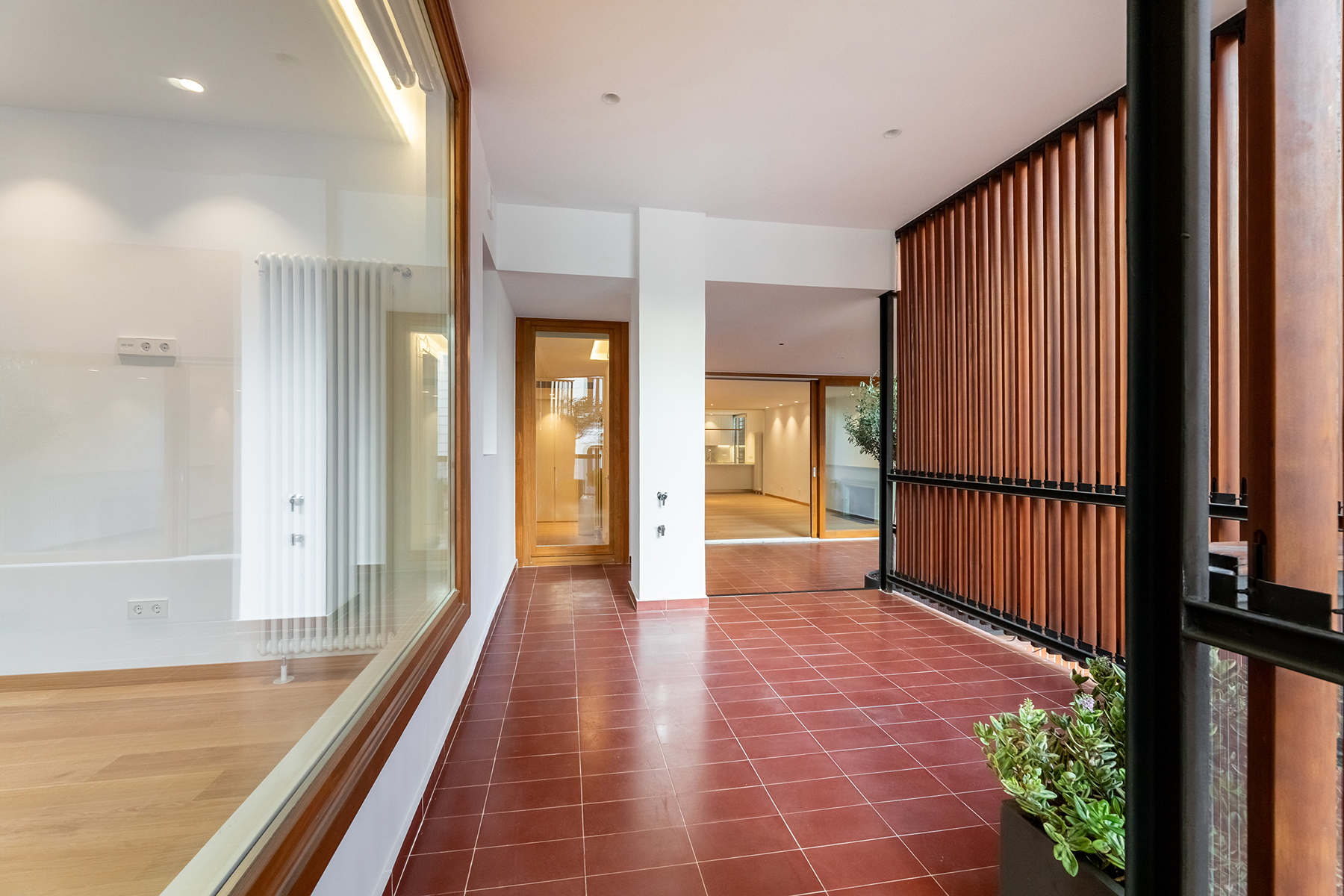 Housing with terrace in the golden mile of Madrid 