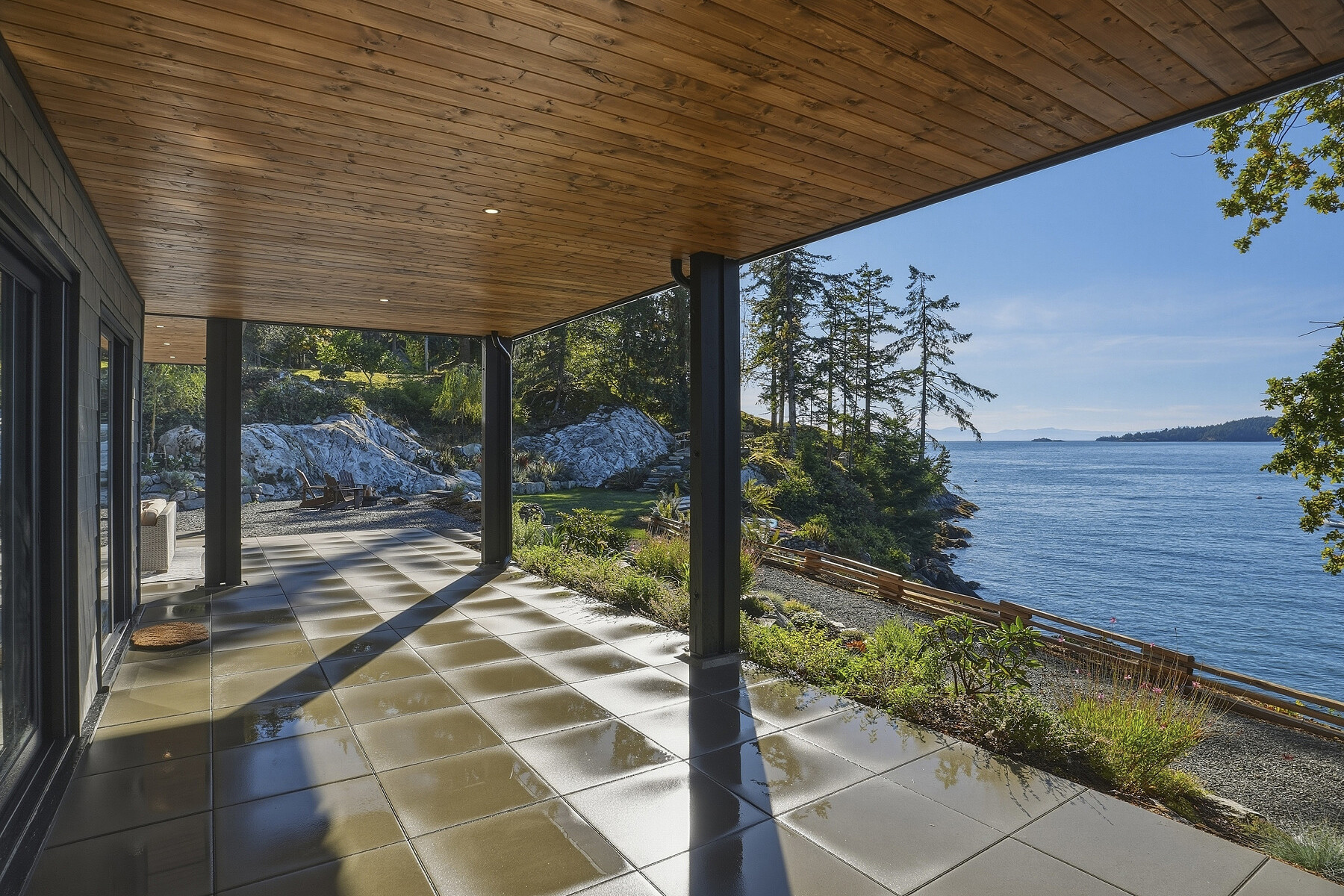  West Coast Waterfront Elegance - 物件實景