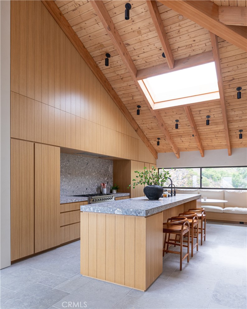 Malibu, California, 90265, United States, 7 Bedrooms Bedrooms, ,9 BathroomsBathrooms,Residential,For Sale,1838942