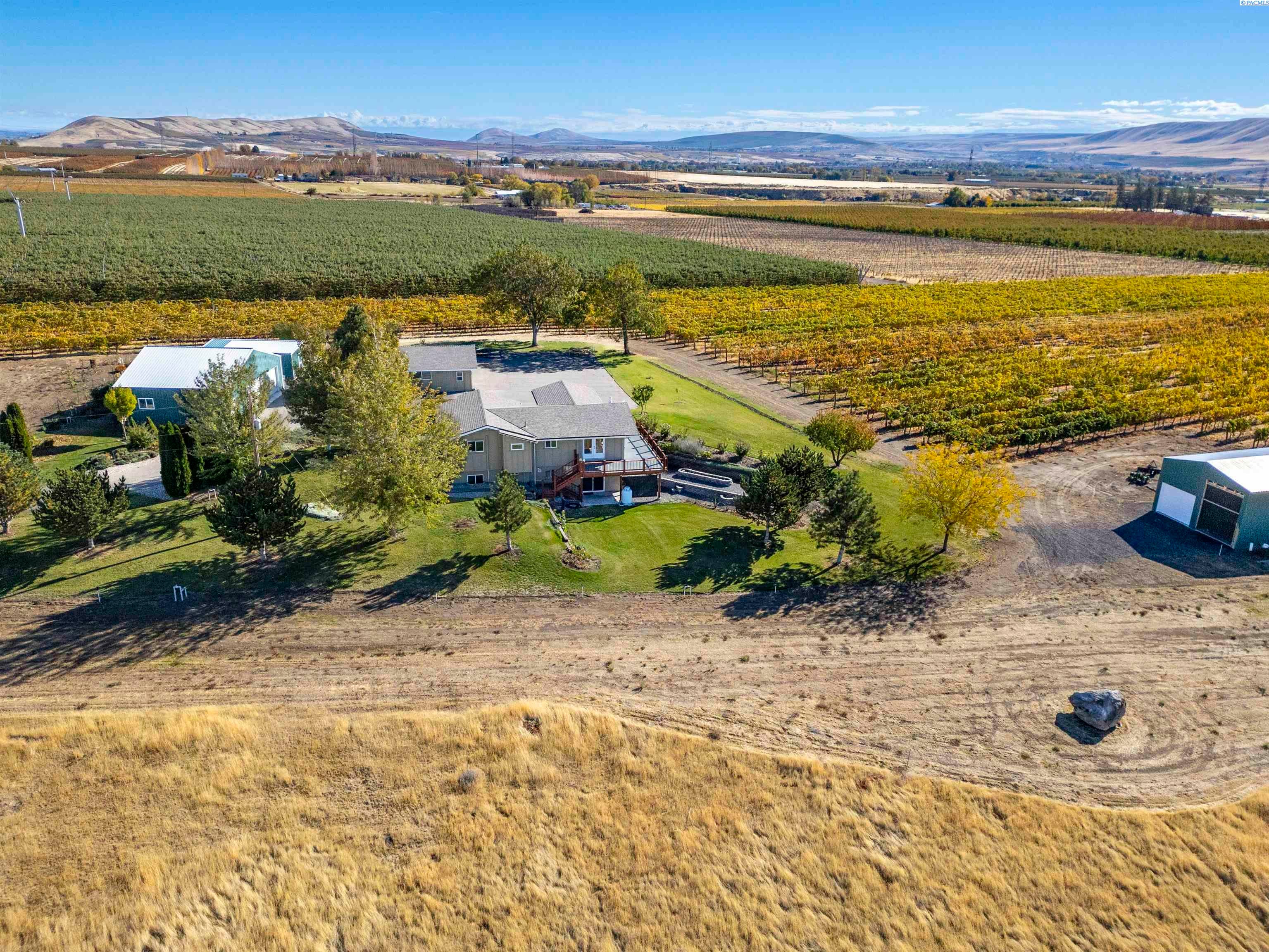 Benton City, Washington, 99320, United States, 3 Bedrooms Bedrooms, ,2 BathroomsBathrooms,Residential,For Sale,1992566