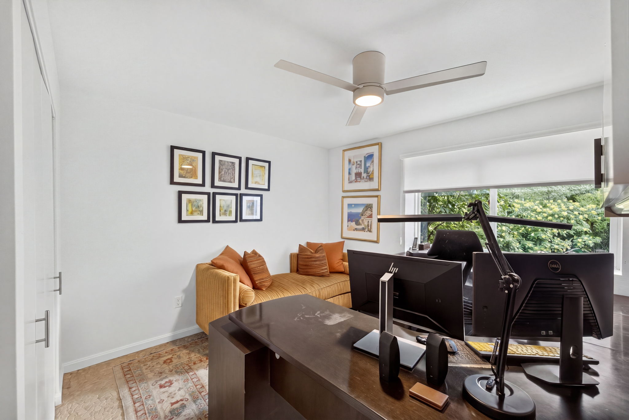  Five-Bedroom Contemporary with Bay Views, Pool & Private Beach Access - 物件實景