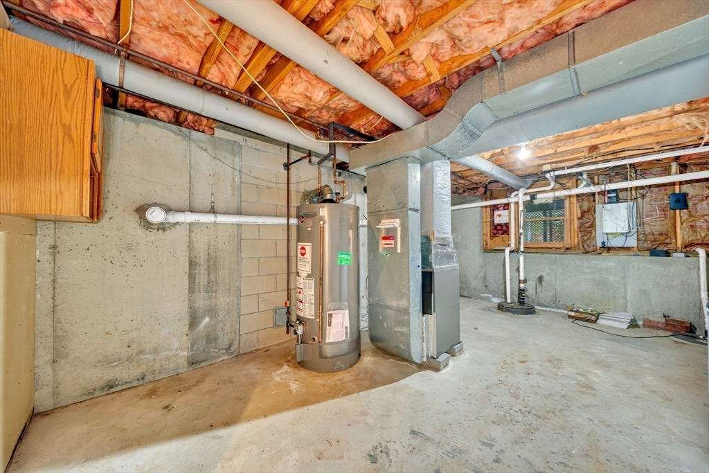 Mansfield, Massachusetts, 02048, United States, 4 Bedrooms Bedrooms, ,3 BathroomsBathrooms,Residential,For Sale,2001222