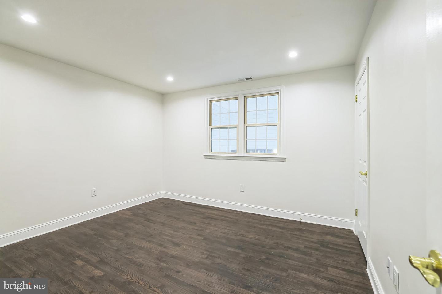 Doylestown, Pennsylvania, 18902, United States, 5 Bedrooms Bedrooms, ,4 BathroomsBathrooms,Residential,For Sale,1995567