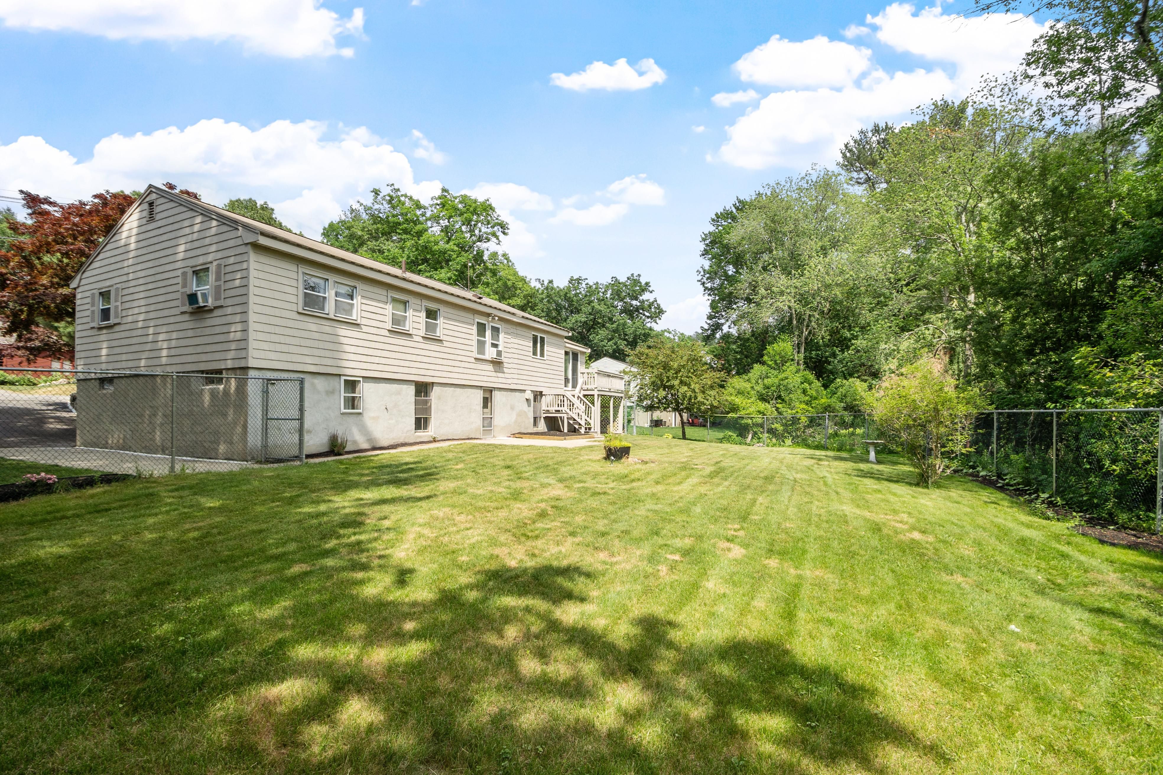  414 Grove Street, Reading, MA 01867 - 物件實景