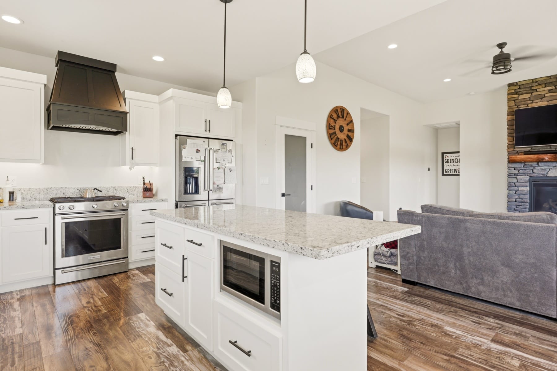  37 Terra Linda Court Eagle Point, OR 97524 - 物件實景