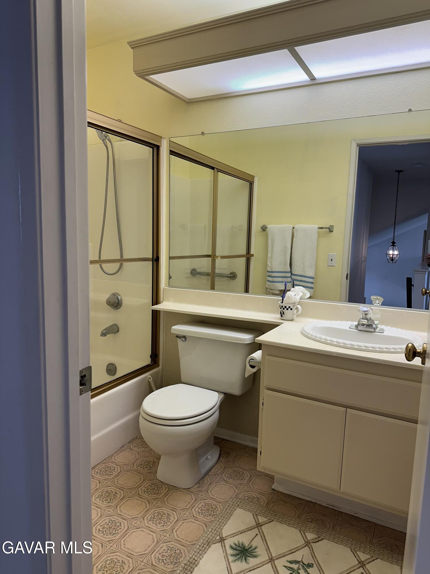 Palmdale, California, 93551, United States, 3 Bedrooms Bedrooms, ,3 BathroomsBathrooms,Residential,For Sale,1973672