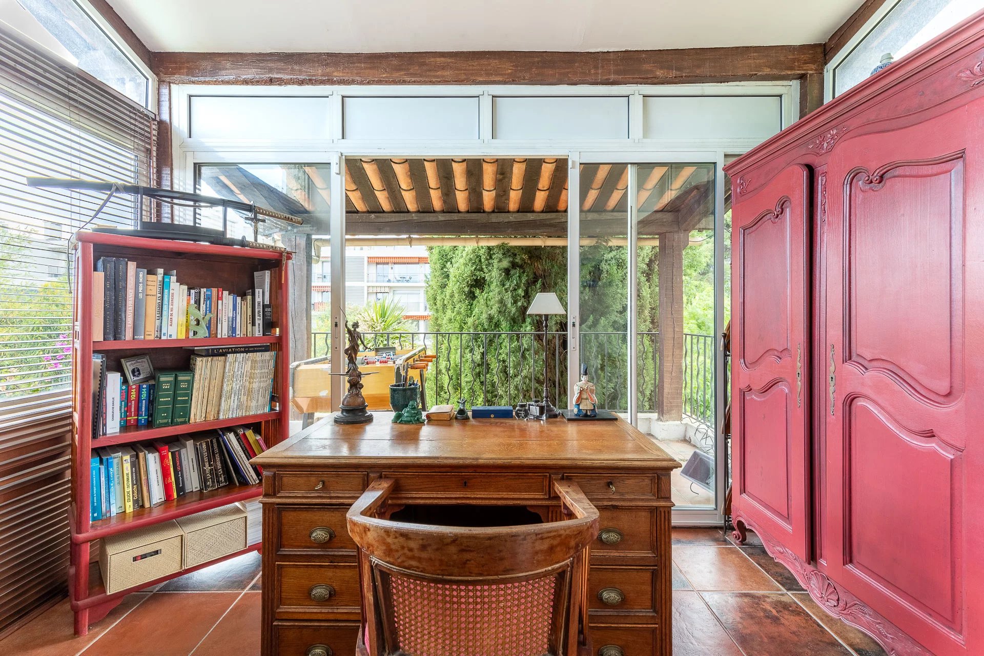 Cagnes-sur-Mer, Provence-Alpes-Côte d’Azur, 06800, FR, 4 Bedrooms Bedrooms, ,3 BathroomsBathrooms,Residential,For Sale,1829580