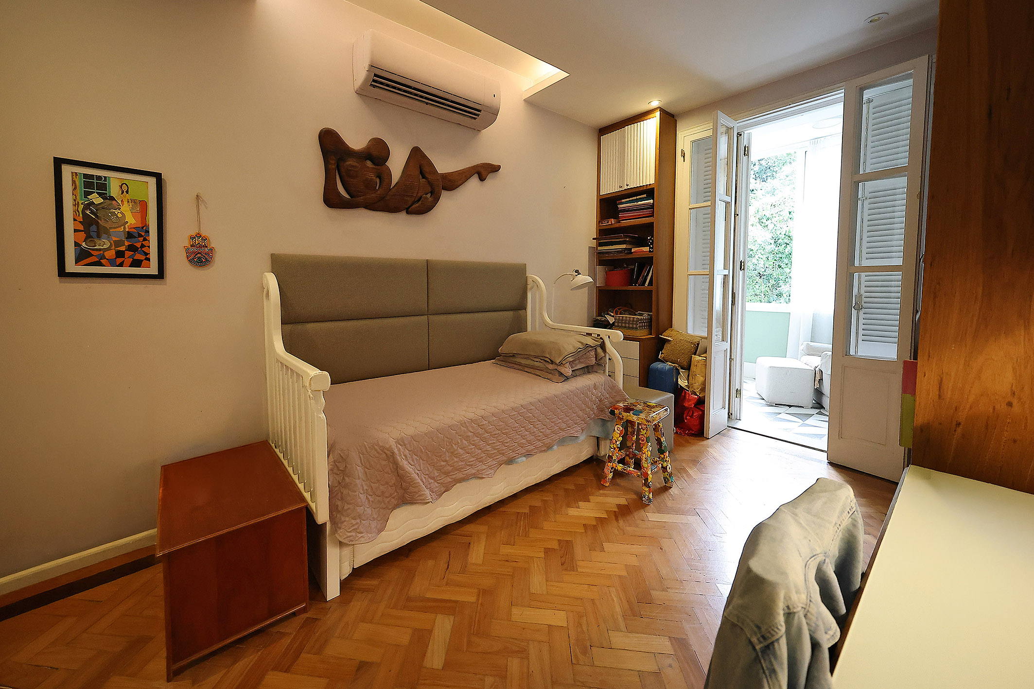  Apartment with Treetop Views on Praça Eugênio Jardim - 物件實景